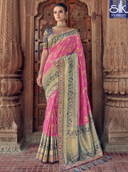 Lovely Pink Color Silk Fabric Designer Wedding Wear Traditional Saree
