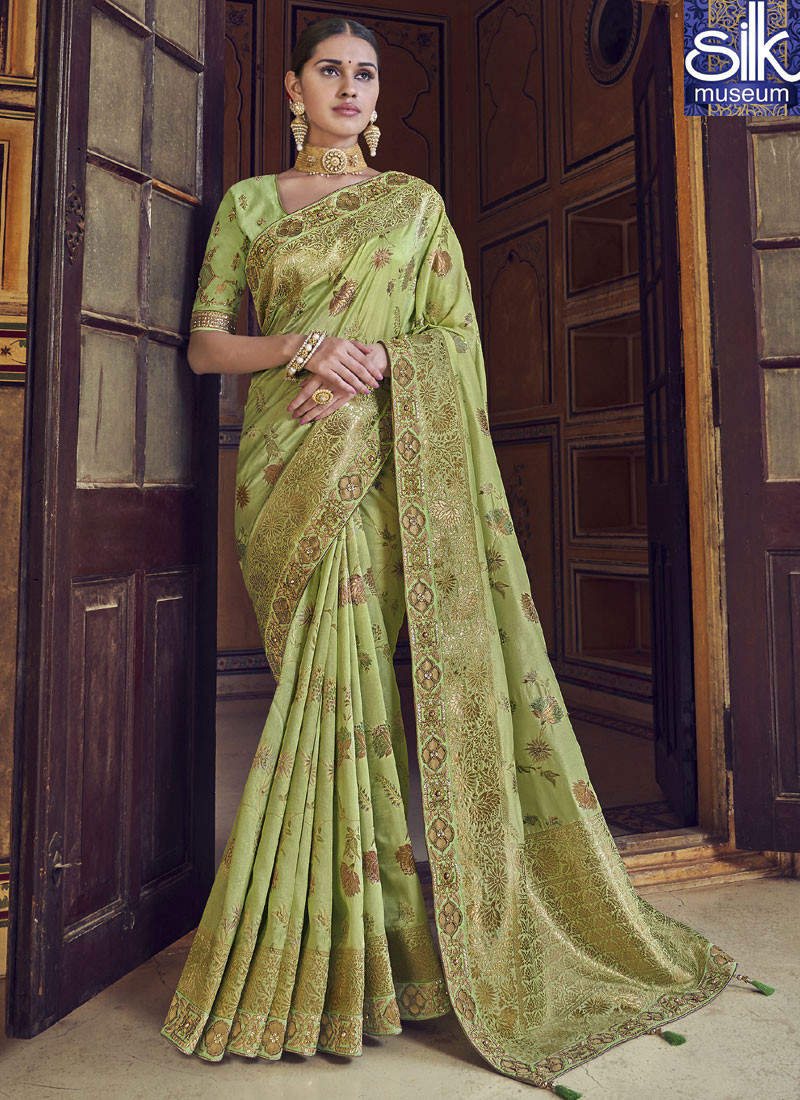 14112 Lovely Green Color Silk Designer Wedding Wear Traditional Saree