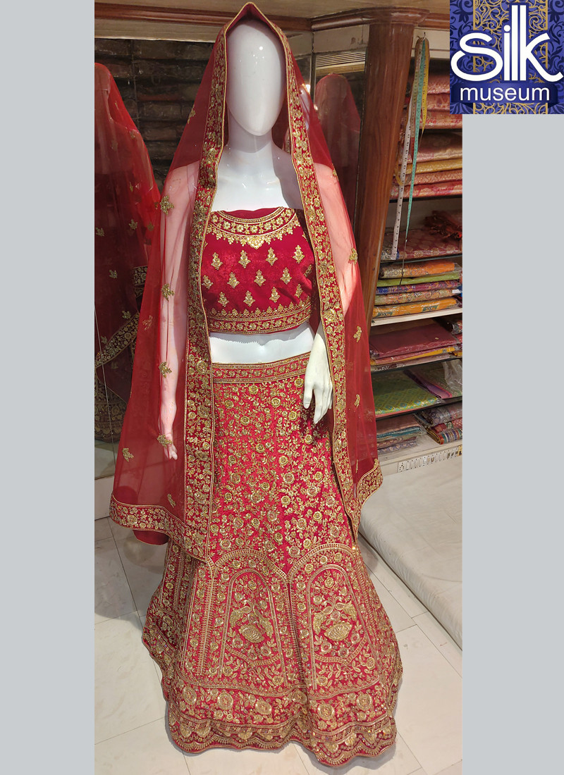 14620 Wedding Wear Red Color Lehenga Choli In Velvet