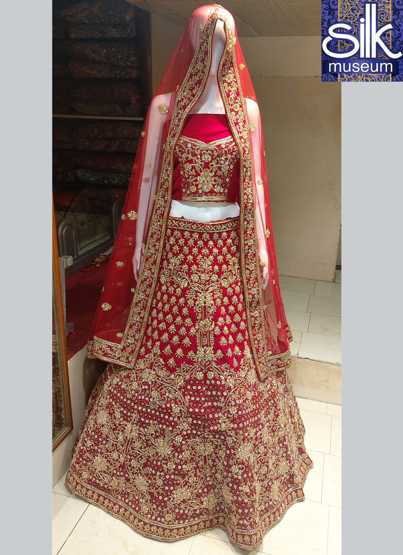 14639 Wedding Wear Red Velvet Hand Work Designer Lehenga Choli
