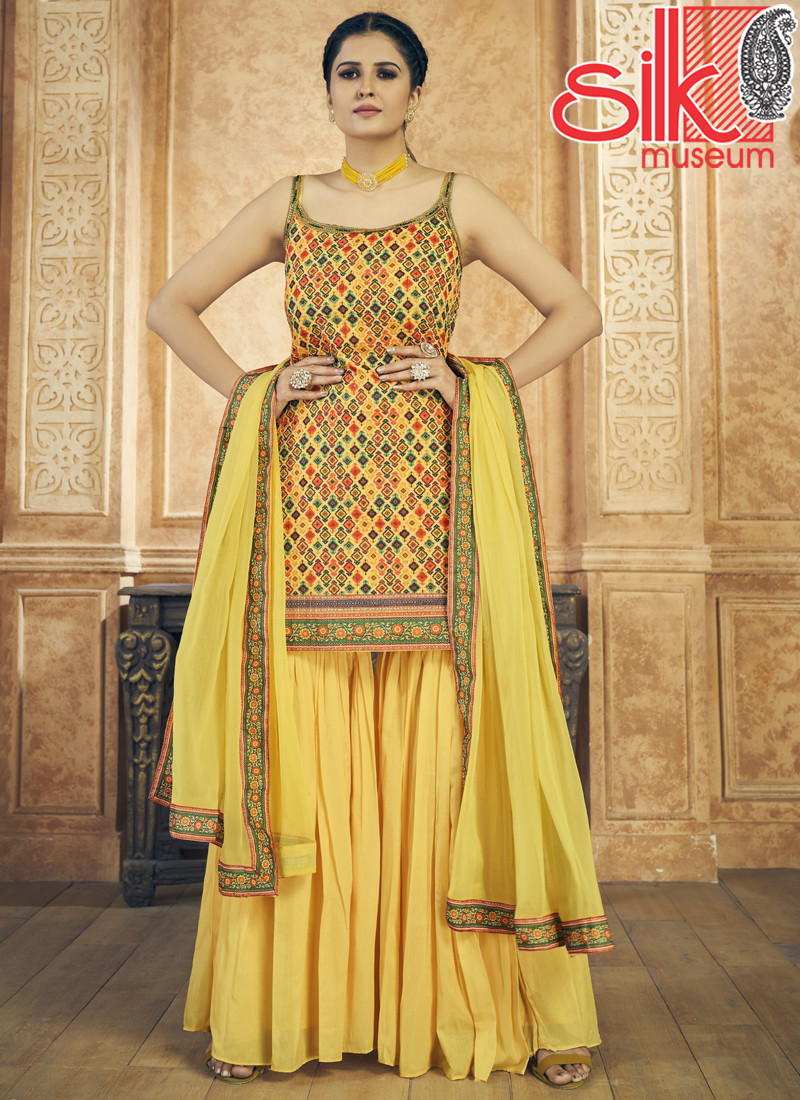 14834 Yellow Dress Printed Chinon Silk,Chiffon With Resham & Sequins Work