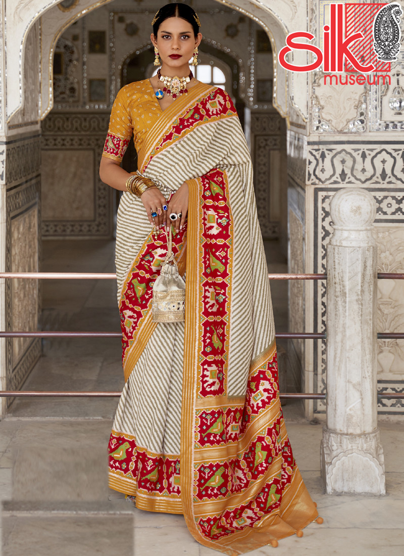 14959 Gold Patola Silk Sarees With Diamond & Sparkle Blouse