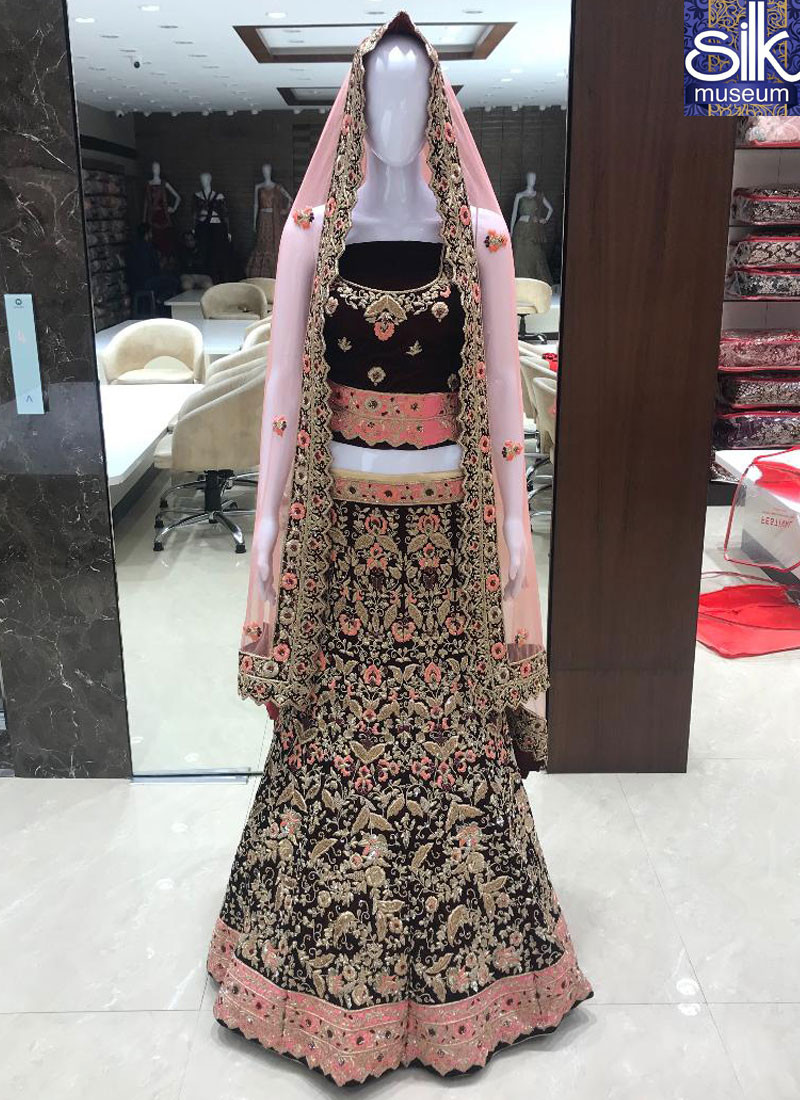 Outstanding Designer Bridal Wear Lehenga Choli Available On Live Video Call