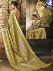 Outstanding Gold Color Silk Designer Traditional Saree