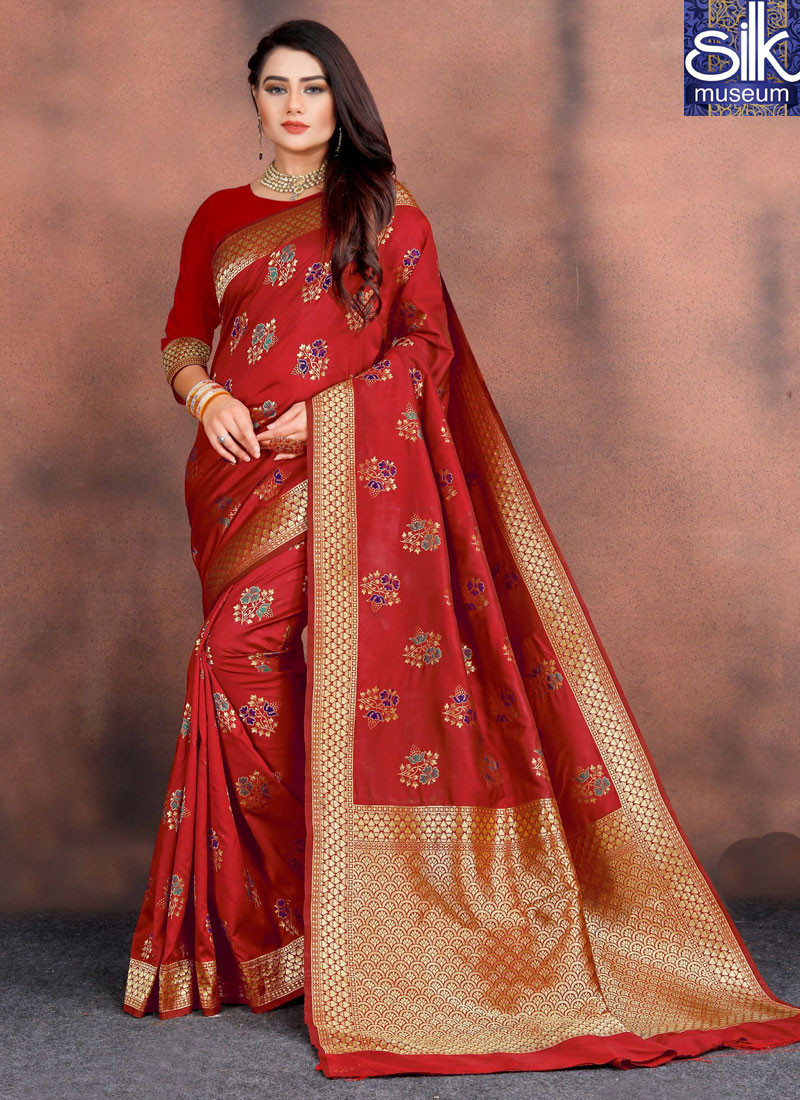 Divine Red Color Silk New Designer Traditional Party Wear Saree