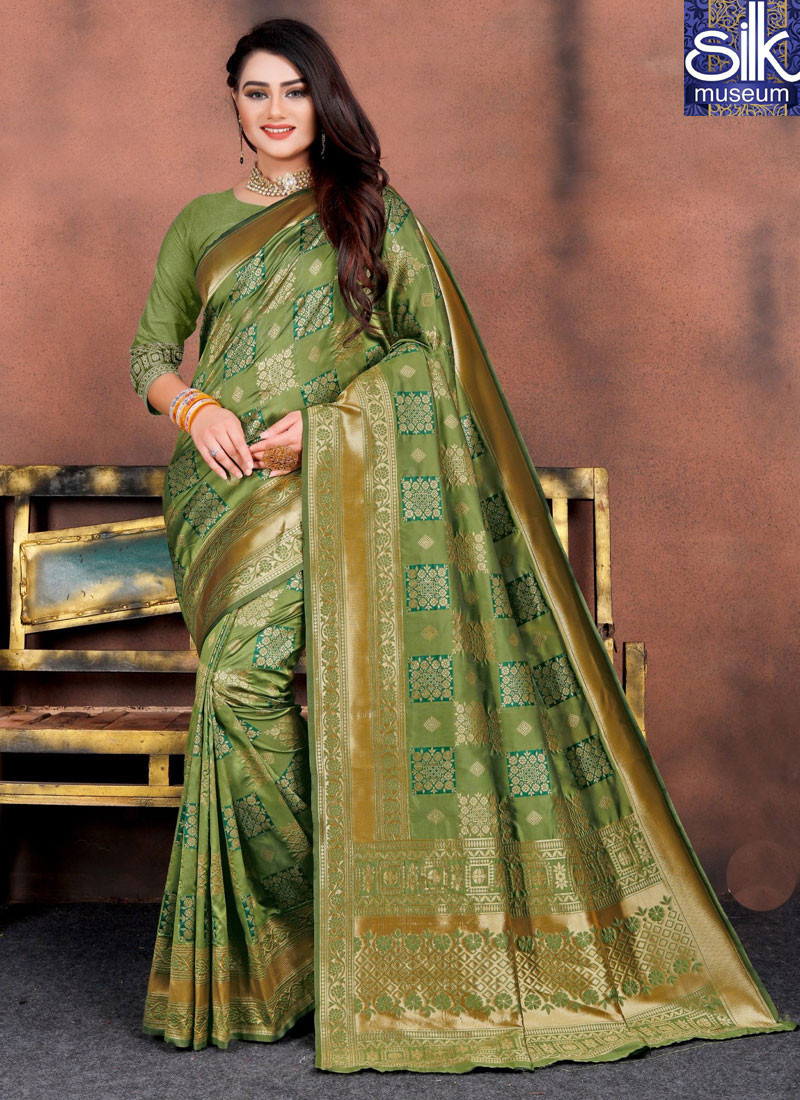 Awesome Green Color Silk Fabric New Designer Party Wear Traditional Saree