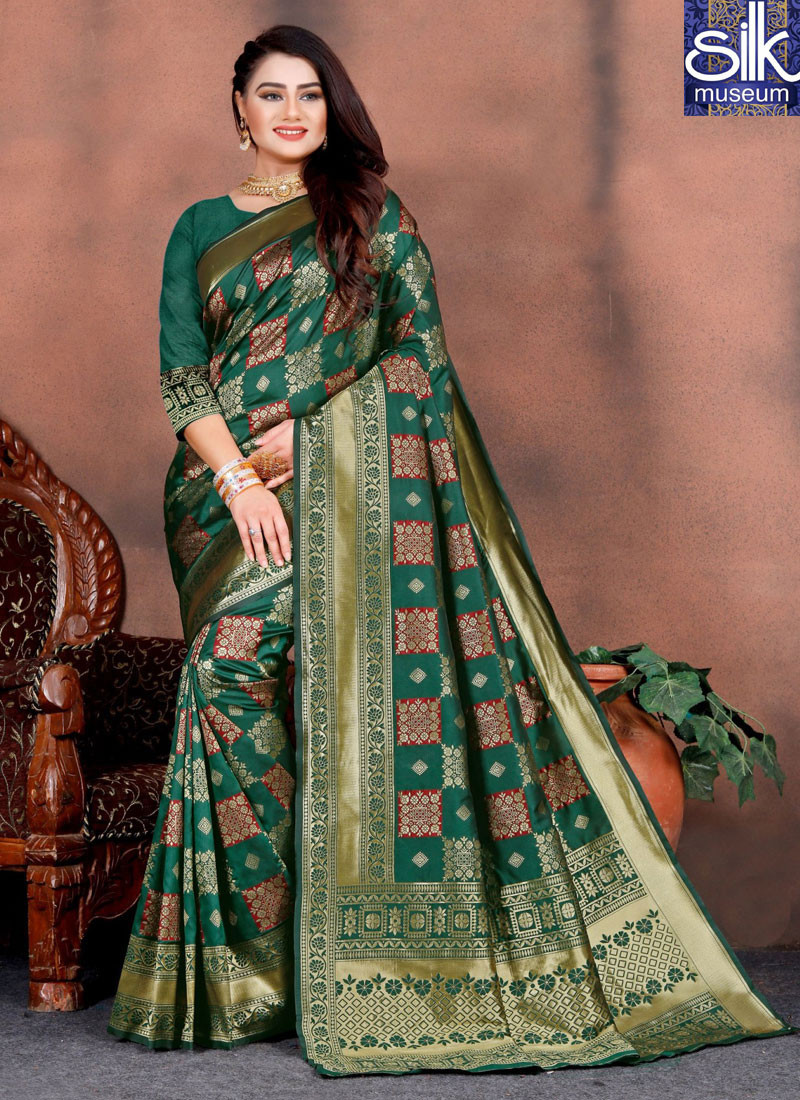 Stunning Green Color Silk Fabric Designer Party Wear Saree